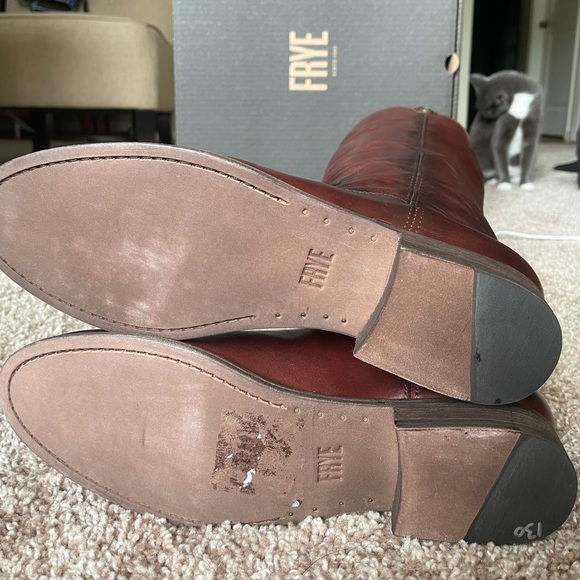 NWOT Frye Melissa Button 2! New, still in box. - Picture 3 of 5